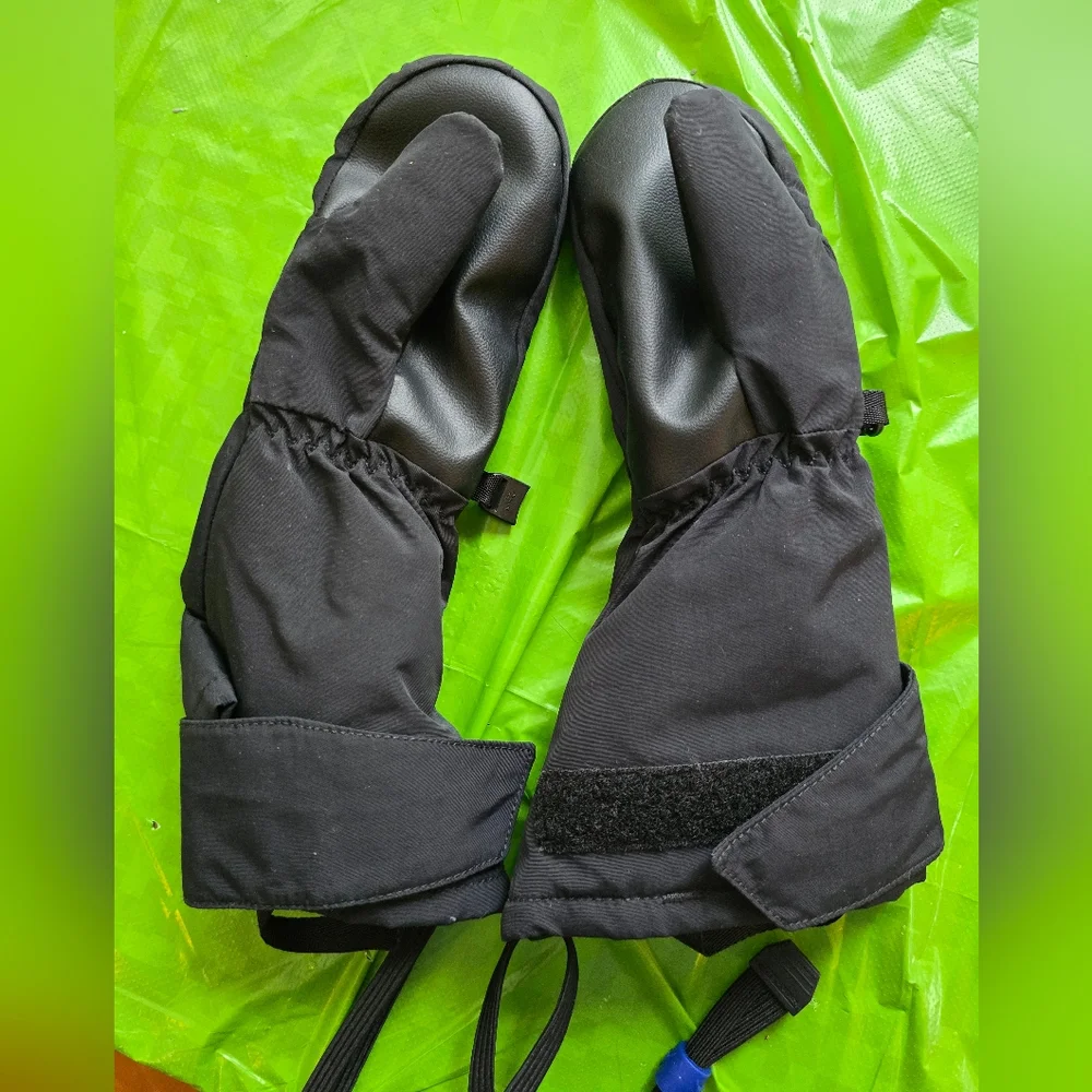 Burton Black Snow Mittens